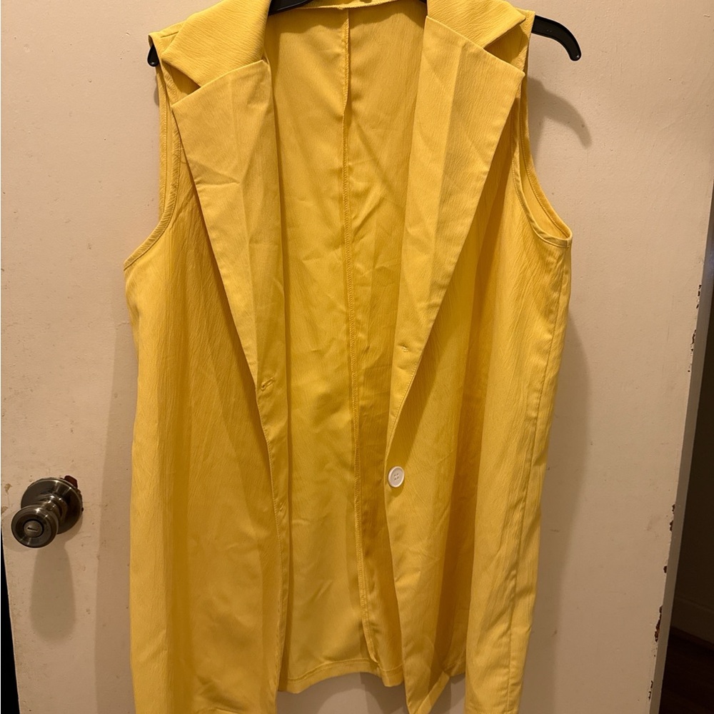 SHEIN Bright Yellow Garment